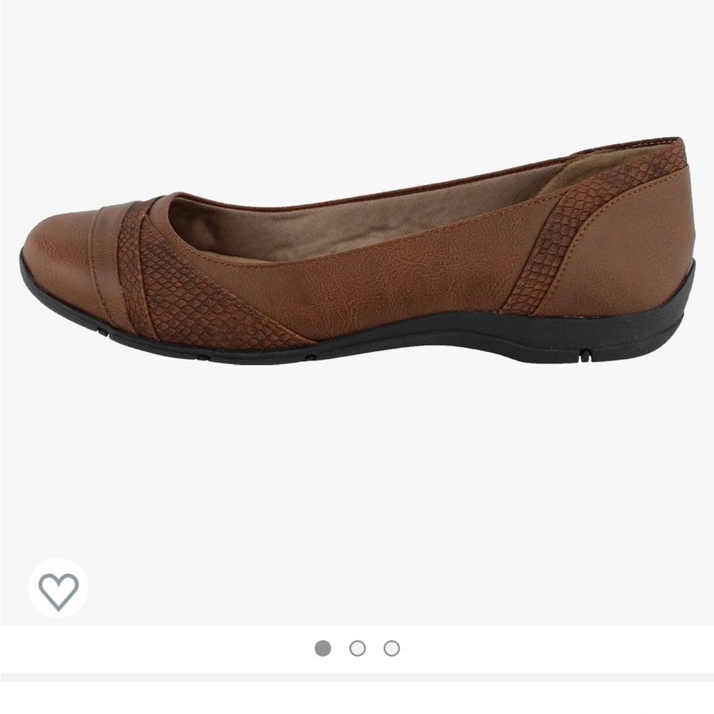 **sold**Women shoes lifestride brand new